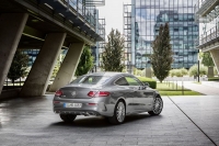 魅惑來襲台灣賓士2016 The new C-Class Coupe建議售價203萬起