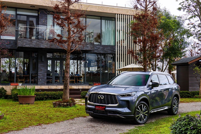 環境性能向上的豪華七人和室,2025 INFINITI QX60 2.0 VC-TURBO AWD 旗艦款