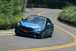 BMW M235i xDrive Gran Coupe最強四缸,愜意駕馭!