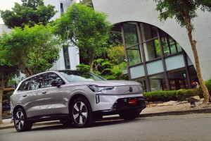 Volvo EX90雖遲來了！但等待是值得的！