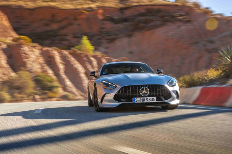 Mercedes-Benz高階旗艦車系年式升級：GT Coupé、S-Class 與 EQE SUV 結合數位智能與極致駕馭體驗