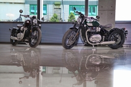 少了粗曠、多份雅痞,Triumph Bonneville Bobber大展另類美式風格