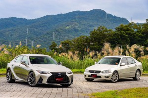 暢心飛馳的駕馭進化，2021 Lexus IS300h F Sport
