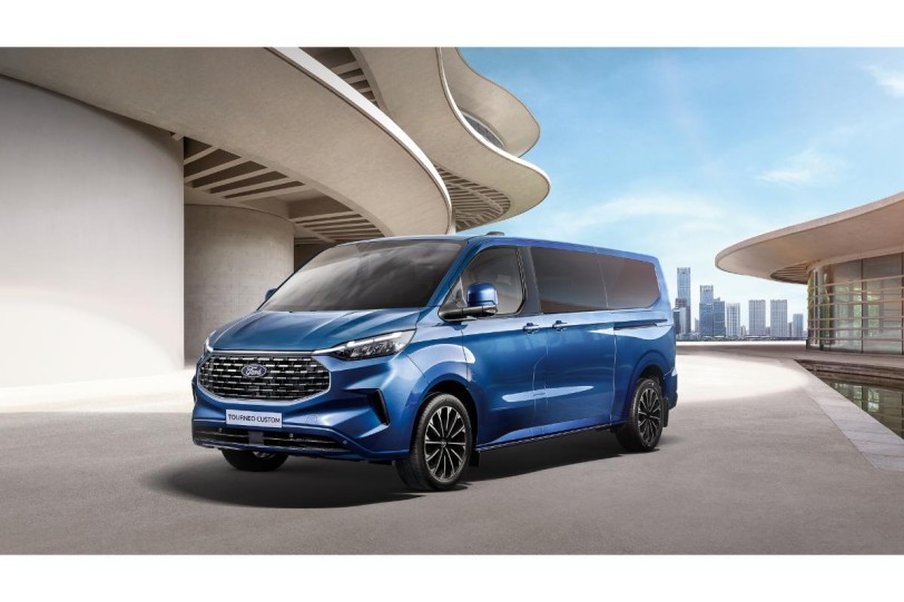 全車系升級搭載LCA車道導正輔助等多項高級配備,Ford Tourneo Custom 旅行家全新25年式146.8萬元起上市