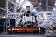 Mercedes-Benz 開創數位生產新藍圖 以 AI 科技和人形機器人革新汽車生產，邁向智慧製造新時代