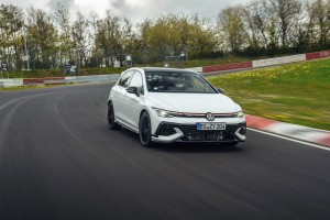 打敗全輪驅動Golf R的紀錄！新款Volkswagen Golf GTI Edition 50成為品牌有史以來紐北最速量產車