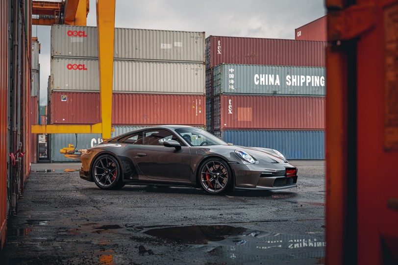 更傾向於風格的存在,Porsche 911 GT3 Touring