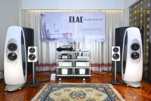 TAA國際HI-END音響大展登場! 500家國內外知名品牌大集結 開展首日吸大批發燒友朝聖 頂級千萬系統、家庭劇院、進階配件、新手入門款一次看 知名大牌最新、旗艦產品齊亮相 廠商搶客推展場限定優惠