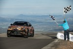 新型Lamborghini Urus發佈之前,先創下了派克峰最速量產SUV紀錄