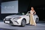 167萬起四車型搶佔 200 萬等級豪華主管房車級距,Lexus ES200/250 第七代大改款蛻變上市!