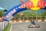 想當賽車手卻有志難伸? Red Bull Kart Fight等你來挑戰!