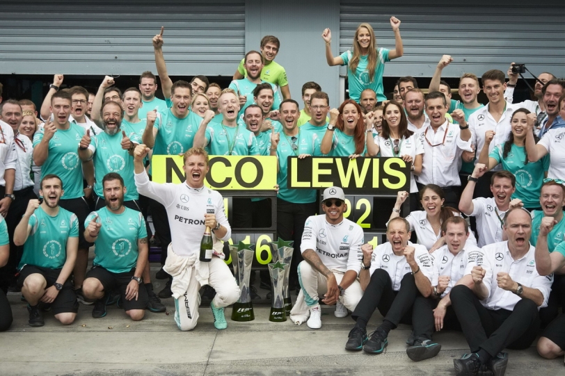 極速制霸銀箭雙雄征服F1最速賽道,Mercedes-AMG PETRONAS再次包辦冠亞軍