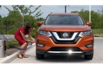 幫輪胎打氣不用再這麼費功夫,Nissan Easy Fill Tire Alert 幫你「顧胎壓」!