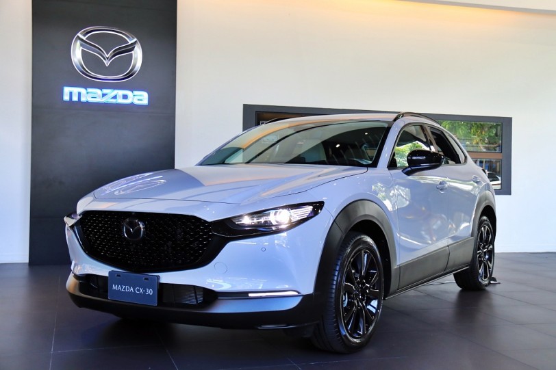 2027年式MAZDA CX-30周延防護與駕乘體驗全面深化！並推出天際灰新顏色與CX-30 20S Air Edition