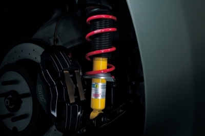 STI推出了Subaru BRZ tS特仕板限量300台,全部搭載Bilstein專屬避震器