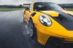 單圈成績能加快10秒,但卻更耐磨!Porsche與Michelin合作開發新的賽道專用溼地用胎