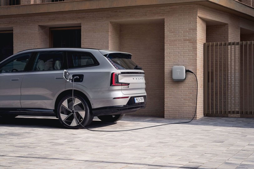 Volvo EX90新年式升級800V充電速度更快，並提供新增和改進的功能