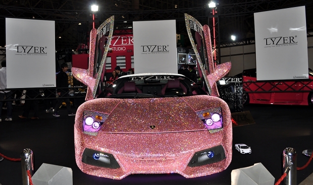 女孩也會尖叫的改裝車展-2016Tokyo Auto Salon怪奇奢華汽車大匯串