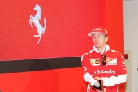 OMG!是Kimi_Raikkonen!重量級現役F1冠軍車手與Ferrari共歡慶展間落成