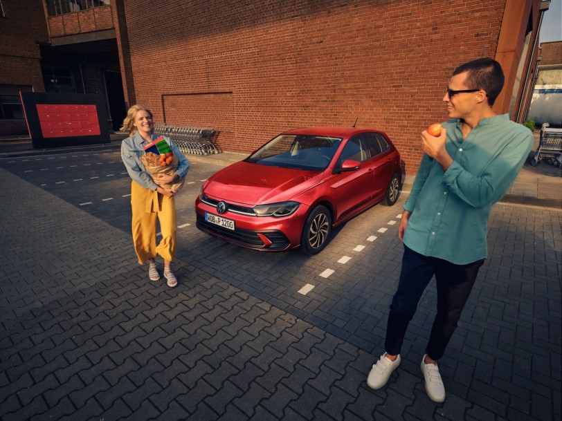 較 24年式最高調降60,000元,Volkswagen Polo 馳騁車壇50載 2025年式 88.8 萬起嶄新到港