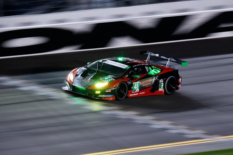 Lamborghini再拔頭籌!三連霸Daytona 24小時耐久賽頒獎臺最高位