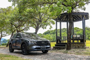 入主精緻熟成日式休旅不需高昂代價，2022 Mazda CX-5 20S Carbon Edition