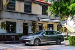 不再是一板一眼的商務客、而是高質感大家旅,2025 Volkswagen Passat Variant 330 TSI R Line