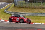 MINI John Cooper Works紐柏林耐久賽首戰,由John Cooper的孫子出戰獲得佳績
