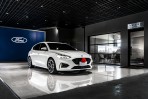 「Focus Number萬」熱銷破萬倒數抽Focus ST! 九和汽車台北忠孝據點升級嶄新交車中心正式開幕!