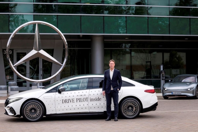 Mercedes-Benz在矽谷慶祝汽車創新30週年