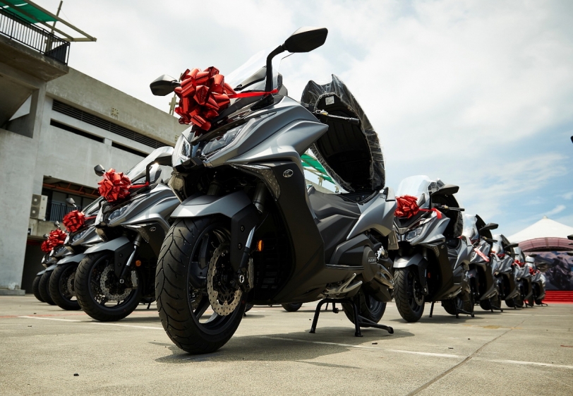 Kymco AK 550盛大交車特典 賓主盡歡的高規格交車禮遇