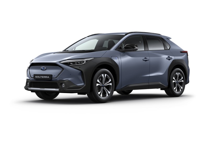 SUBARU歲末鉅獻96.8萬即刻入主 純電休旅震撼首降達40萬  試乘再抽萬元按摩椅、飛輪車