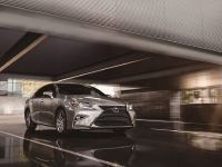 新車安全再升級,Lexus年終買氣旺