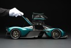 Amalgam Collection以 1:8 的比例完美再現了Aston Martin Valkyrie,並獲得原廠認證