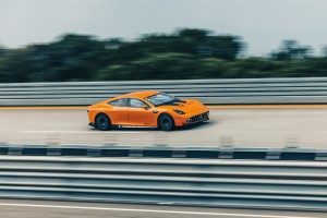 米其林攜手 Mercedes-AMG 挑戰 8 天環繞赤道　  創下電動車耐力新紀錄