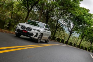 48V輕度尬電,BMW X3 xDrive30i M Sport速度感增進一檔次