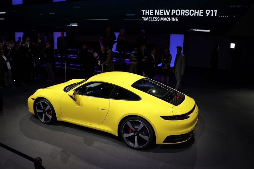 第八代Porsche 911,代號992正式LA車展出道:快、有力、數位生活