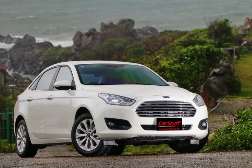 幸福其實很簡單!Ford Escort時尚型北海岸試駕