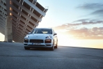 Porsche推出462匹馬力Cayenne E-Hybrid 可享有31.25km/L的優異油耗!(內有影片)