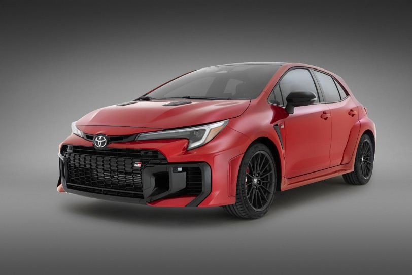 導入 GR-DAT 8 速自排、扭力提升 20Nm 與強化底盤結構,Toyota GR COROLLA 進化型北美發表!